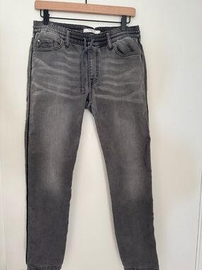 Fidelity Women's Straight Leg Jeans in Washed Grey - Kitch Cut